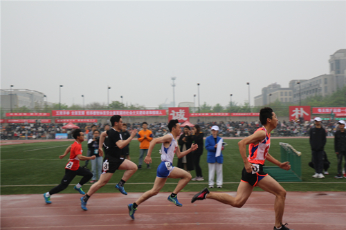男子短跑.JPG